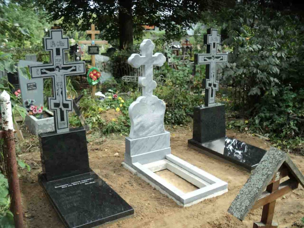 Из чего лучше сделать памятник? Изготовление памятников на могилу из гранита и мрамора: цены, фото в Брянске и Брянской области